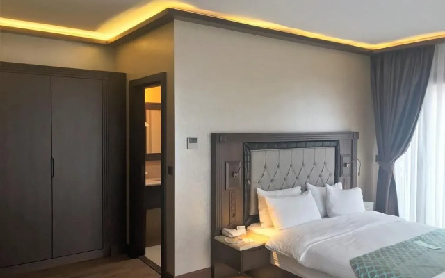 Sera Lake Resort