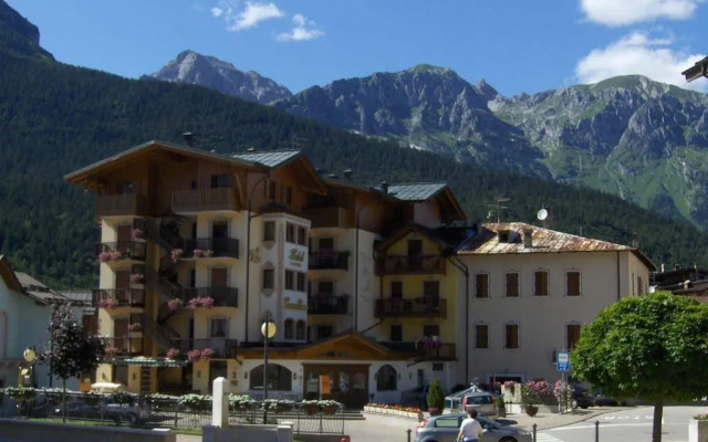 Cavallino Lovely Hotel