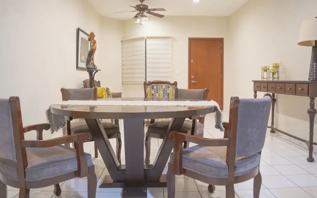 Gaviotas Apartments