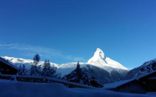 Panorama Ski Lodge