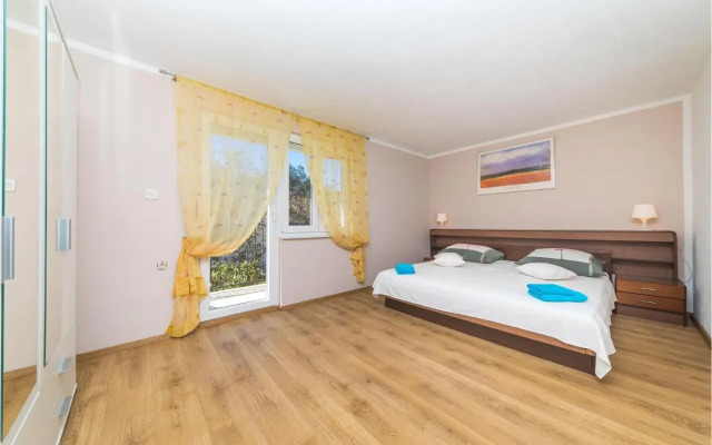 Holiday home Okrug Gornji 51