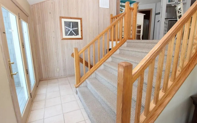 Beachwalk - 5 Br Home