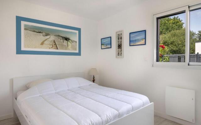 Maison moderne pour 4 personnes a Saint-Gildas-de-Rhuys