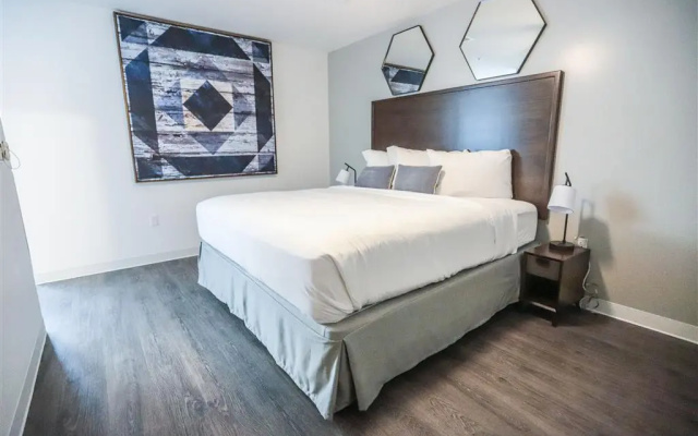 Leavenworth Local Hotel