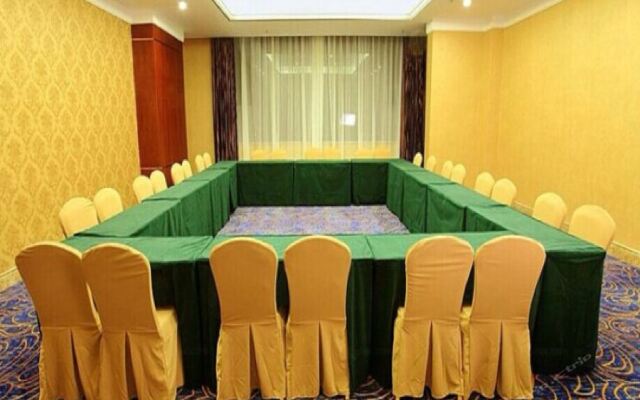 FIRSTHOTSPRINGHOTEL