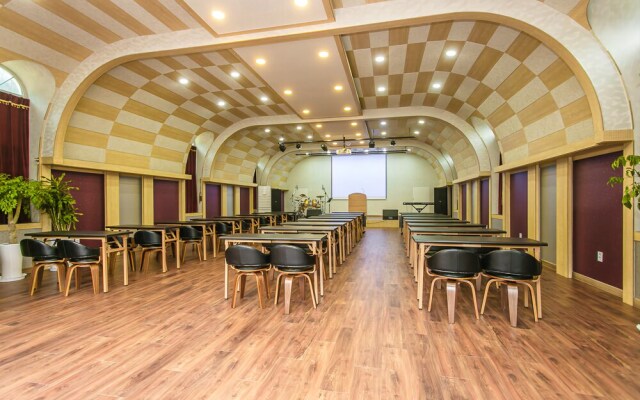 Geumsan Forest White Castle Pension