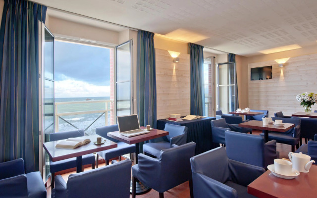 Residence Reine Marine in St.malo for 4 Persons