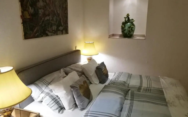 Gästezimmer & Apartment Mayrhofer