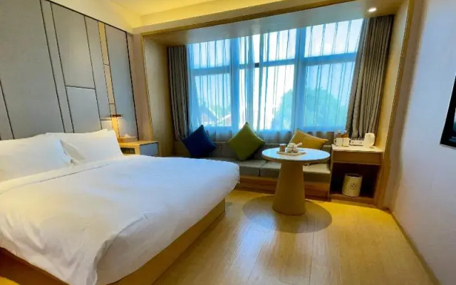 JI Hotel (Shanghai Nanxiang Taimao Commercial Plaza)