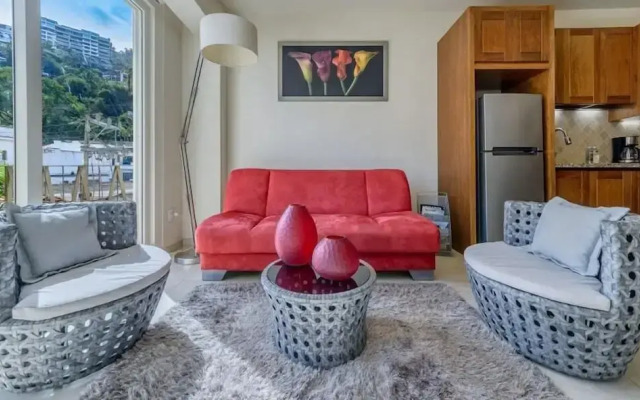 Chic Studio -rooftop Pool - Ocean View - King Bed