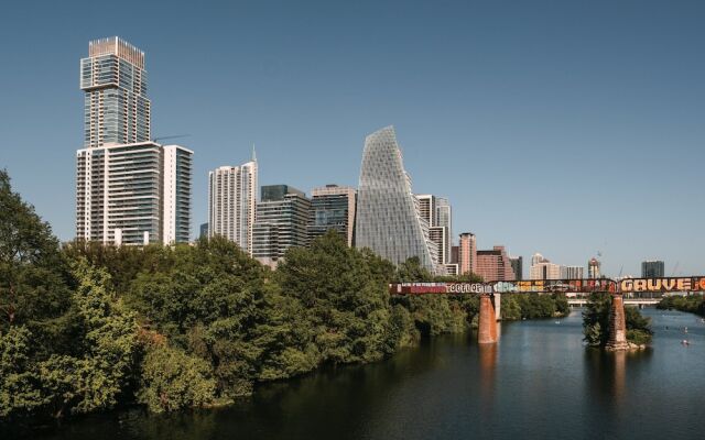 citizenM Austin Downtown