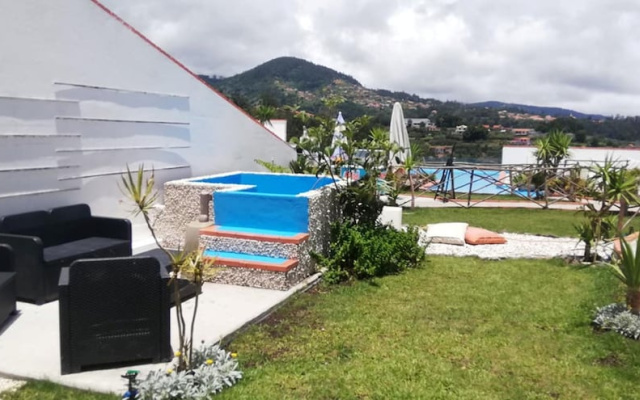 Ocean Heated Pool Jacuzzi View Violet
