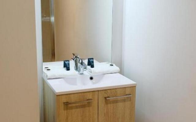 Nemea Appart Hotel Coliseum Amiens Centre