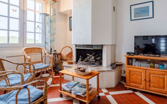 Holiday Home Les Dunes (SGY400)