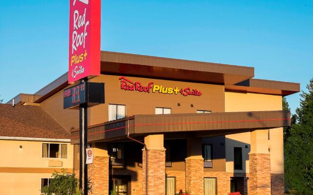 Red Roof Inn PLUS+ & Suites Malone