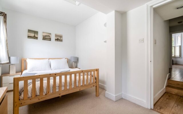 Charming Wandsworth Common Flat