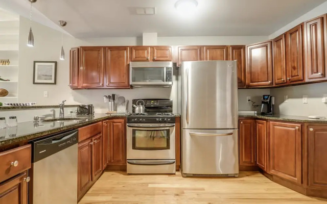 Deedee's Townhome Hamilton Park