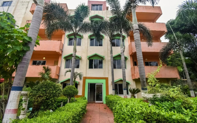 OYO 62127 Ritz Rivera