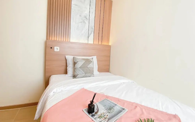 Best Living 2Br At Meikarta Apartment