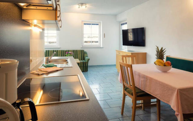 Adlerhorst Apart