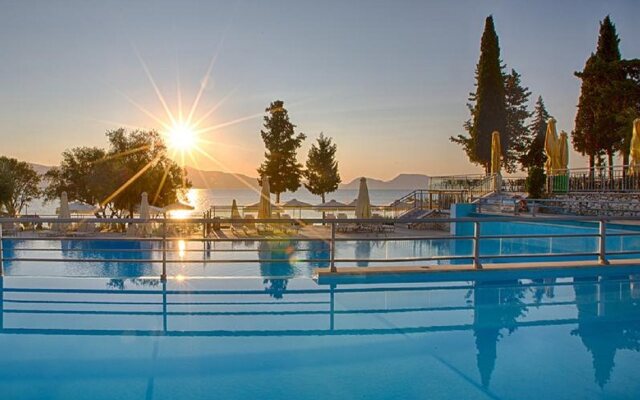 Porto Galini Seaside Resort & Spa