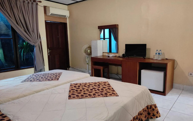 OYO 3923 Villa Puri Royan
