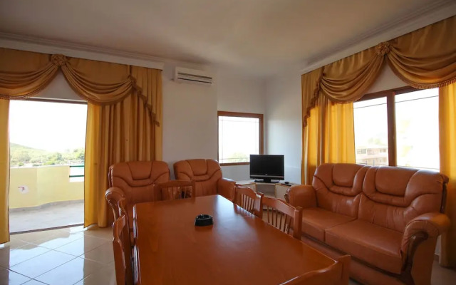 Apartments Dine