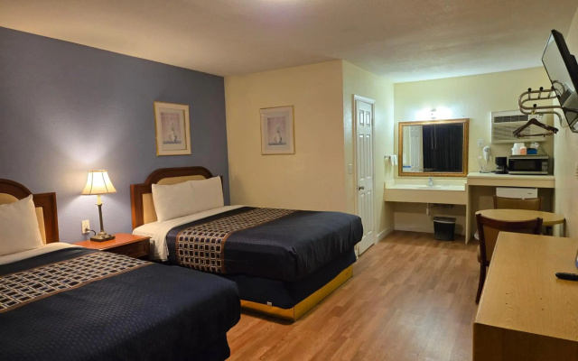 Rodeway Inn & Suites Blythe I-10