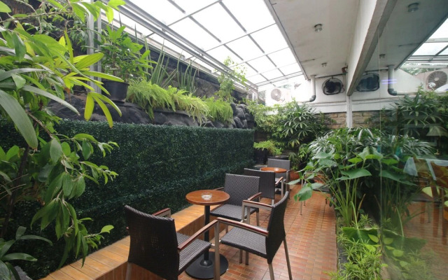 Airy Senen Raden Saleh Satu 9 Jakarta