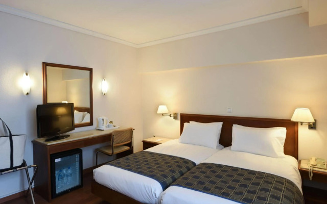 Titania Hotel