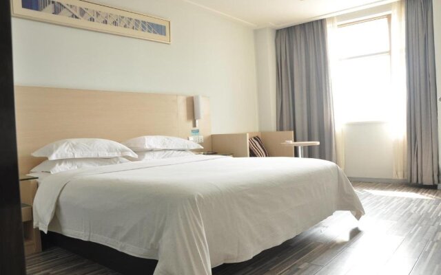 City Comfort Inn Wuhan Caidian Square