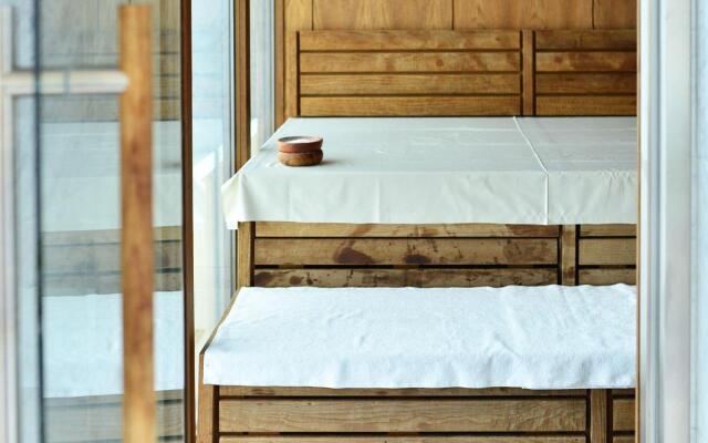 Sun Apartments АК Карат 17