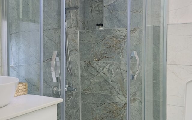 Отель La Mer Old City Pansiyon