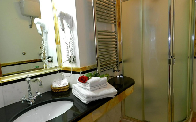 Hotel Antiche Figure