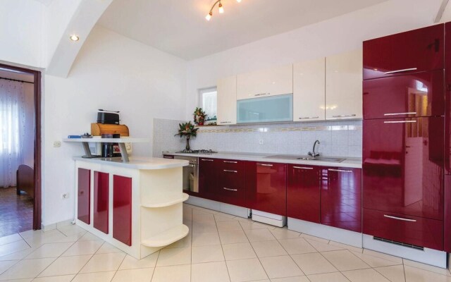 Beautiful Home in Baric Draga With 2 Bedrooms