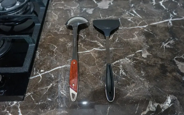 Stylish Studio Puri Mansion Apartment