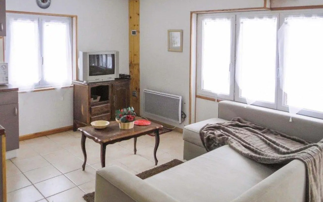 Sleek Allos Ski Chalet