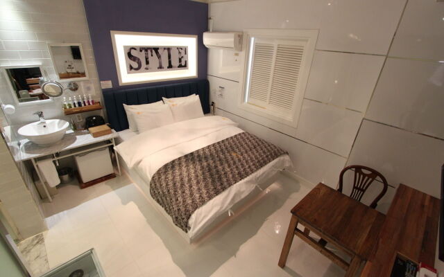 February Hotel Apsan