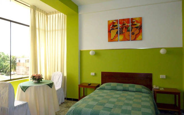 Hotel Pueblo Verde