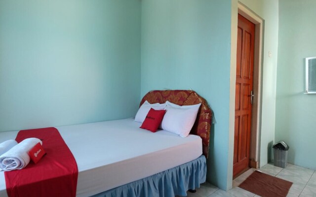 Winslow Hotel by RedDoorz