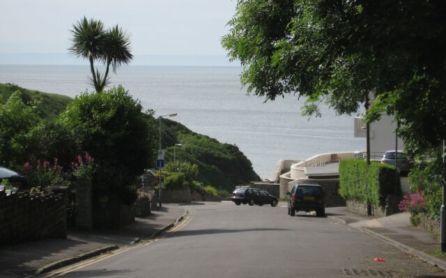 Little Langland Hotel - Guest House