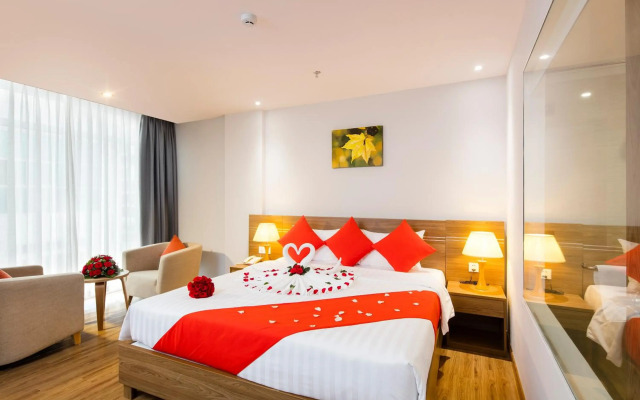 Maple Leaf Hotel & Apartment