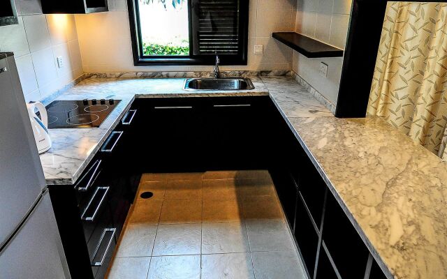 Borneo Beach Villa & Suite