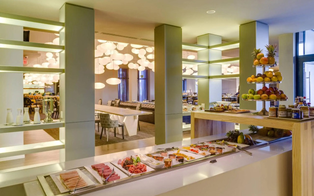 Protea Hotel Fire & Ice by Marriott Pretoria Menlyn