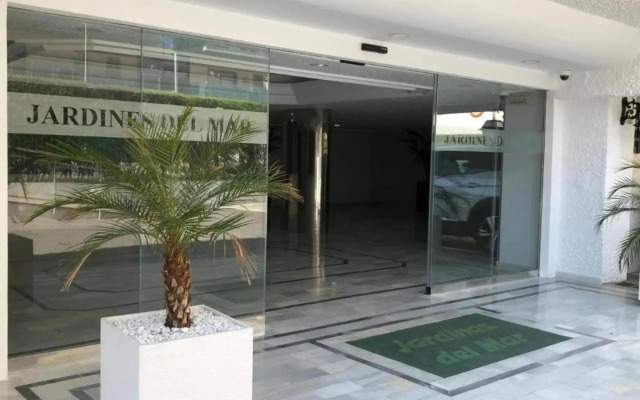 Luminoso apartamento en segunda línea playa 438