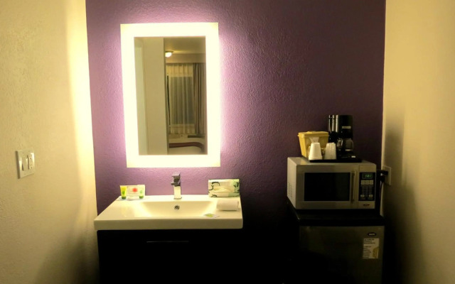 Hotel Iris - San Diego