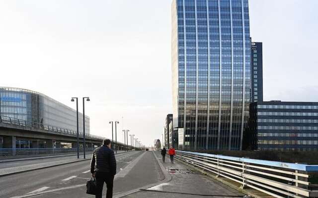 Modern and Bright Apartment Near Metro Station in Copenhagen Ørestad