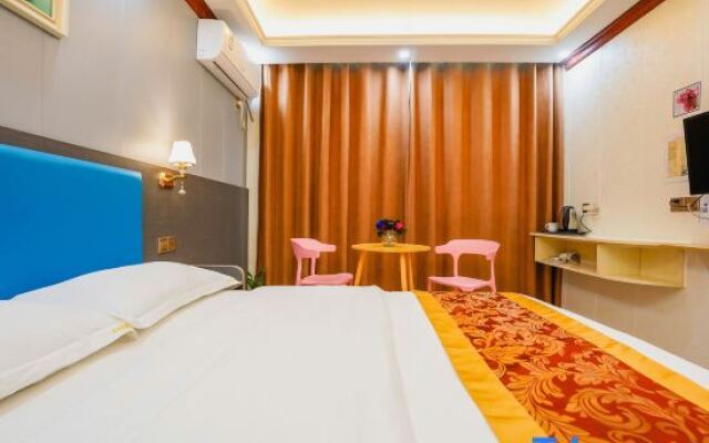 Tonghuayuan Business Hotel