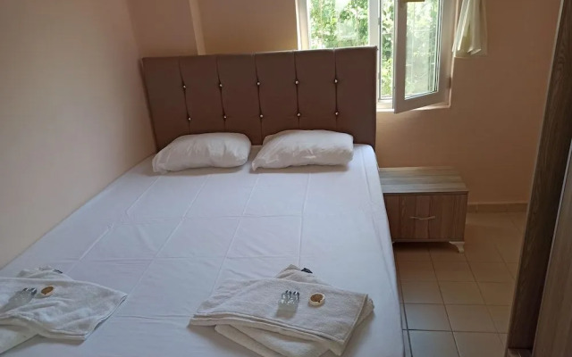 Caner Hotel