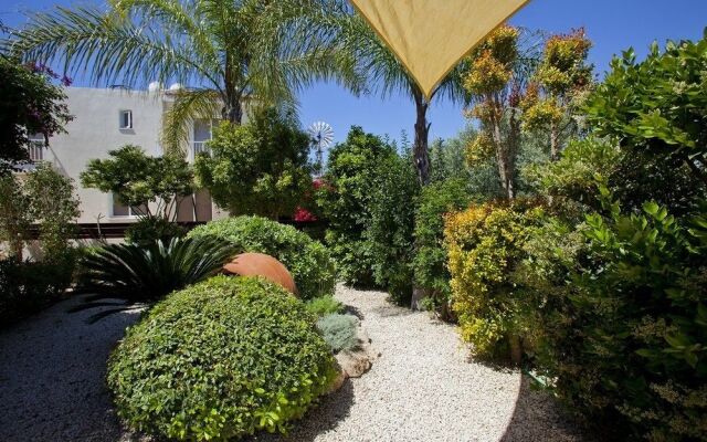 Myrsini's Garden